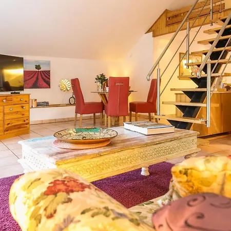 Дом отдыха Lilia - Das Charmante Ferienhaus Am See In *